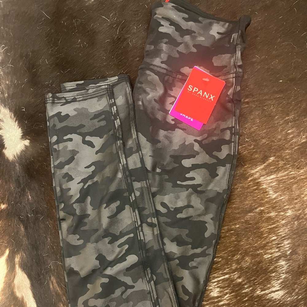 Spanx Camo Legging